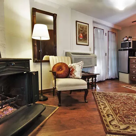 Benton Place Inn Eureka Springs Room photo