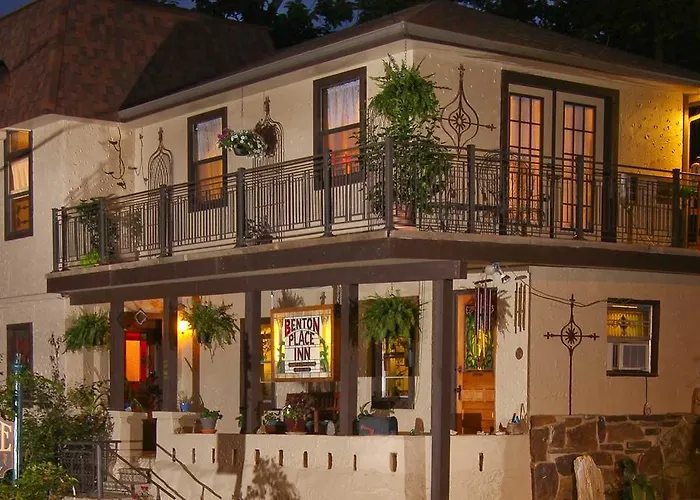 Benton Place Inn
