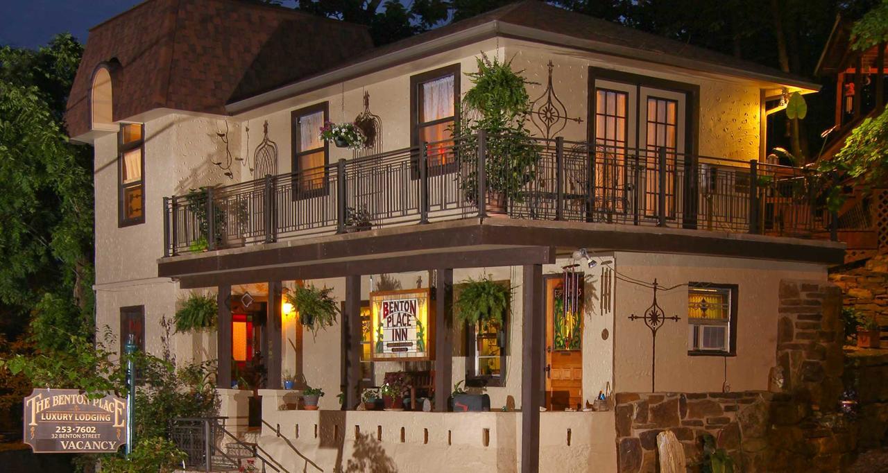 Benton Place Apartment