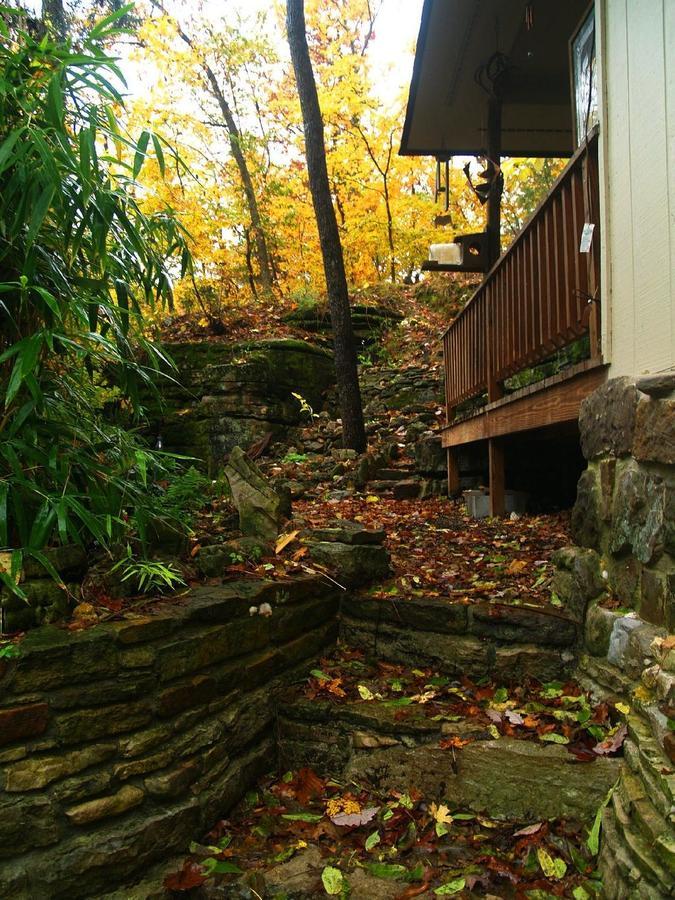 Benton Place Apartment